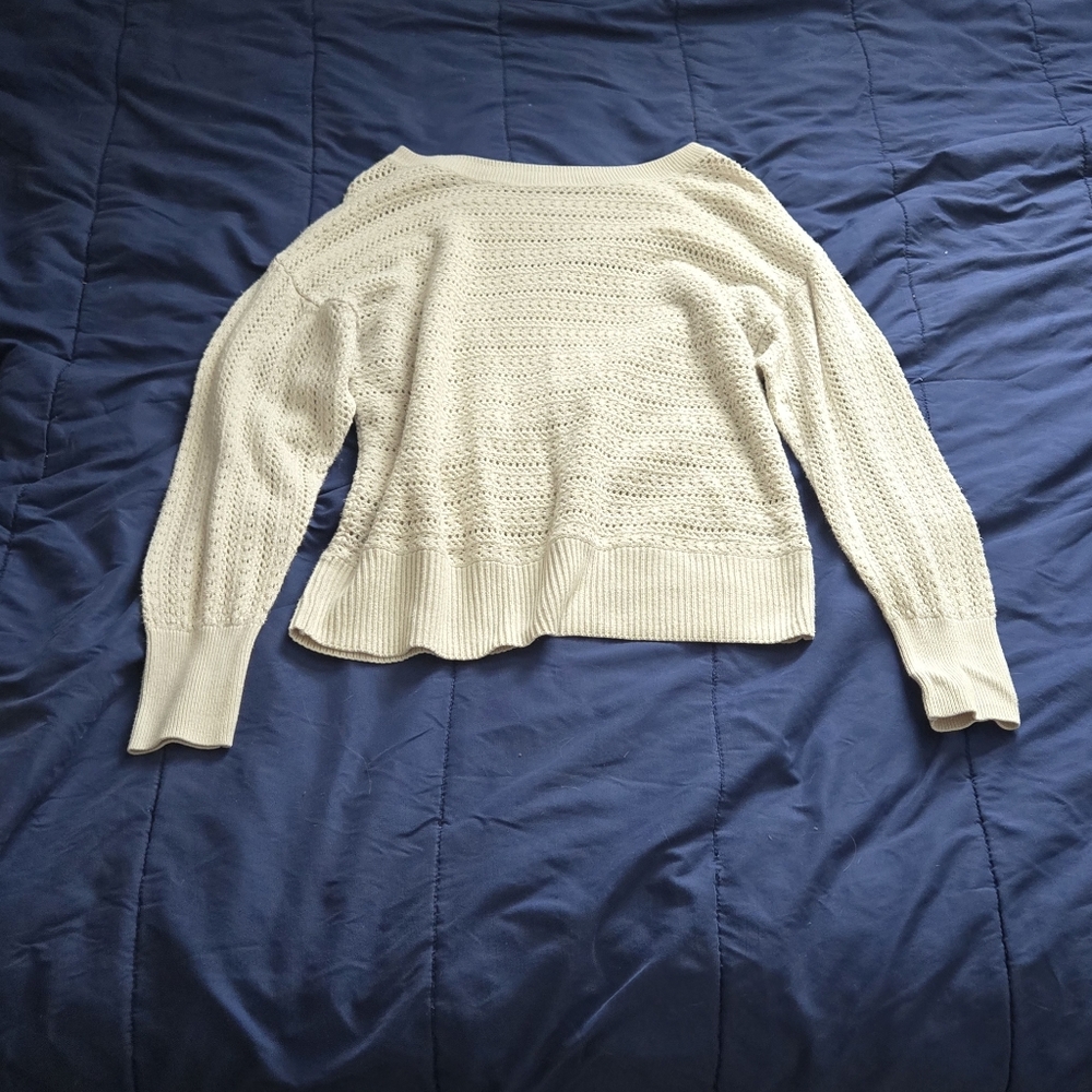 🎀Sweater - Picture 2 of 3